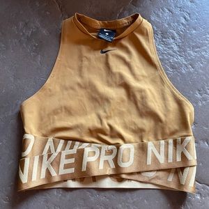 Nike Pro Top